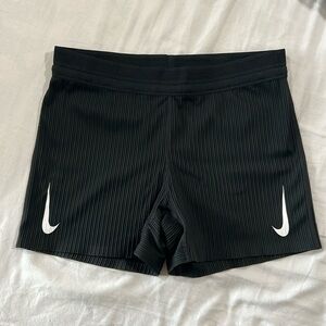 Nike Dri-Fit Adv Women’s tight running shorts. Sz:L. Worn once; great condition.